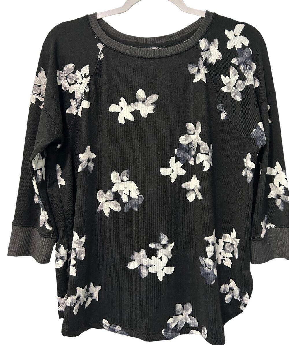 NWT Simply Vera Vera Wang Floral Lounge Tunic Sweatshirt Top Black Gray M
